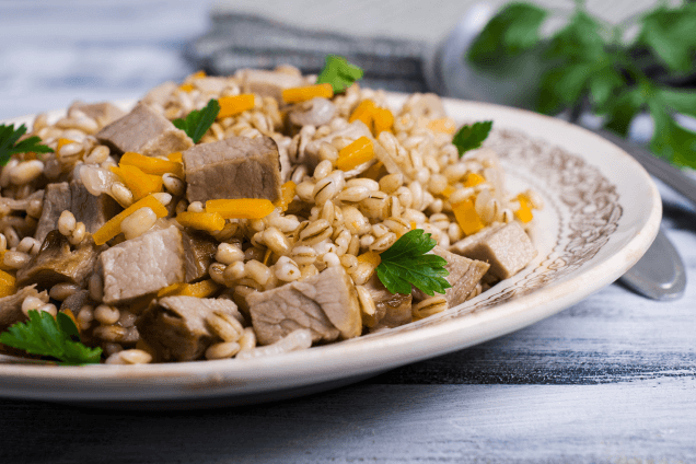 Перловая с мясом вместо гречневой каши 