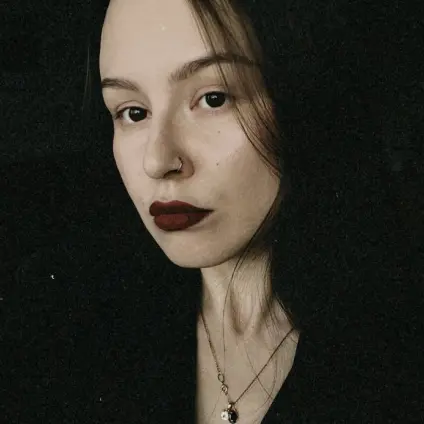 Карина Назарова